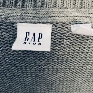 GAP Shirts & Tops - EUC GAP Kids Girls Winter Sweater Size L 10-12 GAP Shirts & Tops - EUC GAP Kids Girls Winter Sweater Size L 10-12